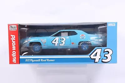 ERTL Autoworld 1971 Plymouth Roadrunner Richard Petty #43 • $199.99