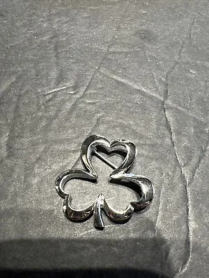 Vintage  Clover Charm Brooch Silver Tone. Lot 173 • $11.59