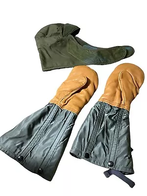 Us Arctic Military Mittens Cold Weather And Cold Weather Head Gear Very Warm. • $65.50