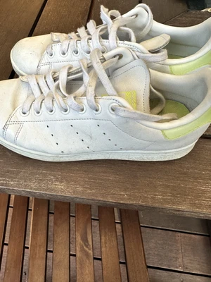 $5 • Buy Adidas Stan Smith Shoes Size US 8