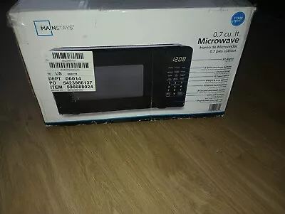 Mainstays EM720CGA-W 0.7 Cu Ft Countertop Microwave Oven • $23.73