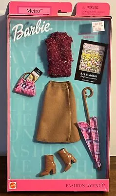Barbie Metro London Tour Fashion Avenue Art Exhibit Outfit W/ Umbrella 2001 New • $42.50
