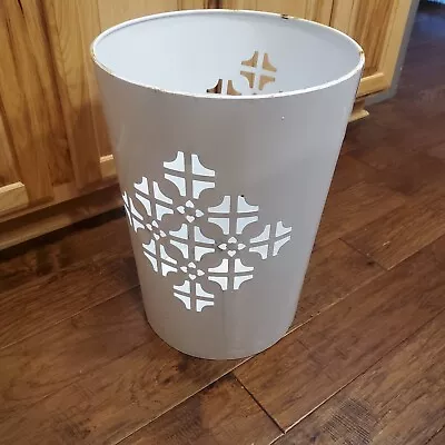 Vintage Mcm Metal Steel Laundry Hamper Great Condition Unique Tile Weighted  • $98.70