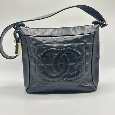 Vintage CHANEL Black Lambskin Leather Small Mini Chocolate Bar Shoulder Bag GHW￼ • $650