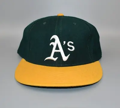 Oakland Athletics Vintage New Era 59FIFTY Fitted Cap Hat - Size: 7 5/8 • $49.95