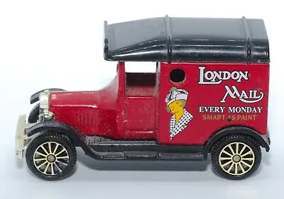 CORGI Red  LONDON MAIL Van Used • $2.47