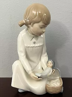 Vintage Zaphir Lladro  Pretending  Girl  With Doll And Cradle Ceramic • $19.99