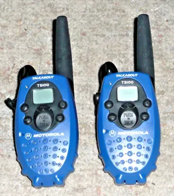 2 Motorola T5100 Talkabout Blue Walkie Talkie Two-Way Radio Lot • $25