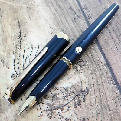 Montblanc 18k-750 Fountain Pen Vintage Black Gold Germany Made • $133.20