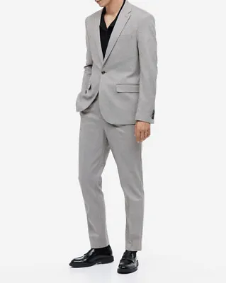 H&M Gray Slim Fit SUIT  (Jacket Size 44R) (pants Size 34R).. • $100