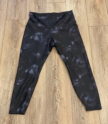 Old Navy Women’s Active Powersoft Extra High Rise Leggings XL Black Space Galaxy • $16.95