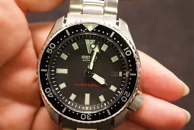 Vintage 1995 Seiko 7002-7039 Men's Transitional Diver's Watch • $329.99