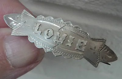 Vintage Stg. Silver Name Brooch H/m 1917 -  LOUIE  Or  Louis  Louise  Louisa • £58.99