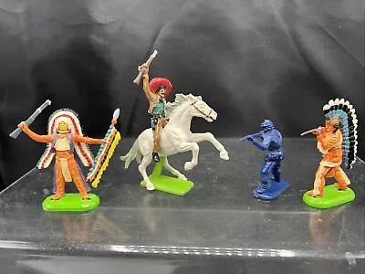 Vintage Britains LTD Native American Indian Figures & Cowboy Metal Base 1971 • £6.99