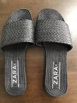 Zara Ladies New Black Raffia Sliders Flat Sandals Size 5/38 • £9.50