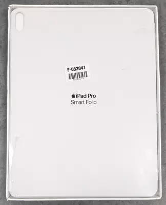 Apple IPad Pro (12.9-inch 3rd Gen) Smart Folio - Minor Crease In Hinge • £15