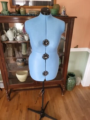$99.99 • Buy Adjustable Dress Form Singer 