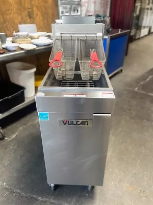 35/40 LB Nat. Gas Deep Fryer Vulcan 1VEG35M-1 On Wheels With Twin Baskets #2175 • $799.99