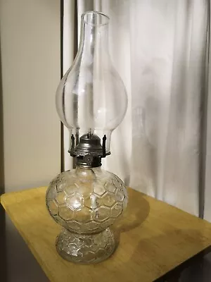 Vintage Lamplight Farms  Glass Oil Lamp  Working • £18.99