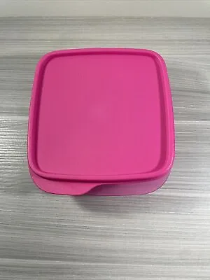 New! Tupperware Small Lunch-it Container Carnation Pink 550ml/18oz • $11.84