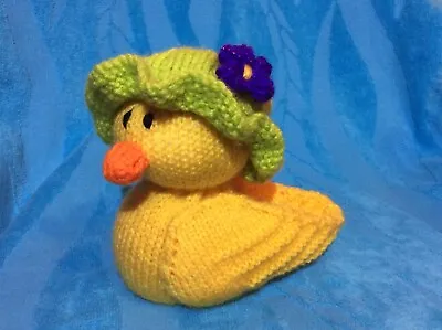 KNITTING PATTERN - Mummy Duck Chocolate Orange Cover / 14 Cms Easter Toy • £3.25