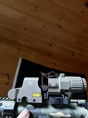 $900 • Buy EOTech HHS-VI Dot Sight