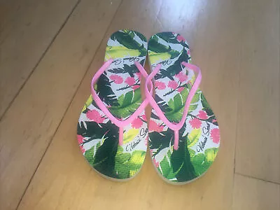 Pink Victoria's Secret Womens Floral Plastic Flip Flops Size 8/9 EUC! • $10