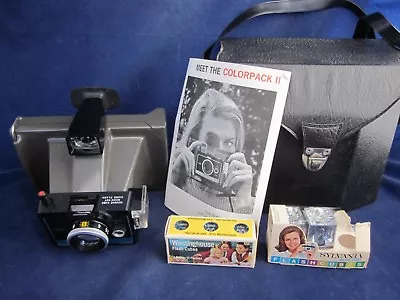 POLAROID Colorpack II Camera Land Instant Film With 5 Flash Cubes Case & Manual • $34.95