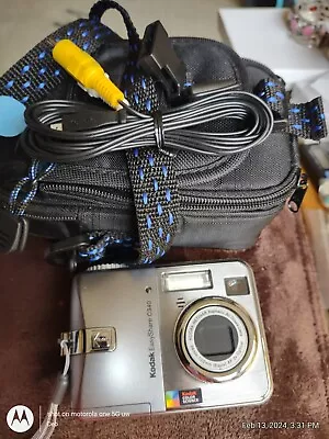 Kodak EasyShare C340 5.0MP Digital Camera With Quantaray Case & Cords Not Tested • $23