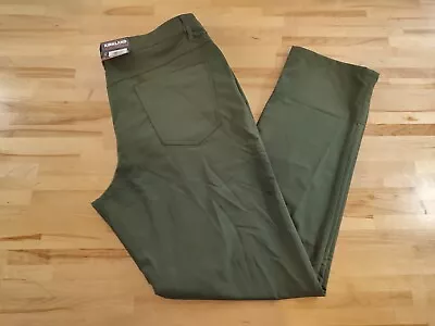 Men's Kirkland Signature Stretch Comfort Waistband Performance Pant 34x32 Green • $21.29