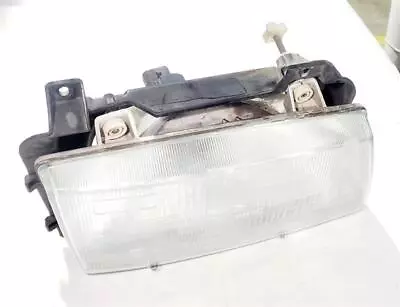 Used Right Headlight Assembly Fits: 1990  Saab 9000 Right Grade A • $90.30