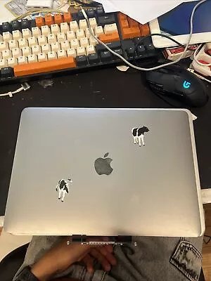 Macbook Air M1 Late 2020 Space Gray Screen Cracked. A2337 • $10