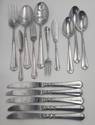 Mikasa French Countryside Flatware Lot 15 Pc • $48.29