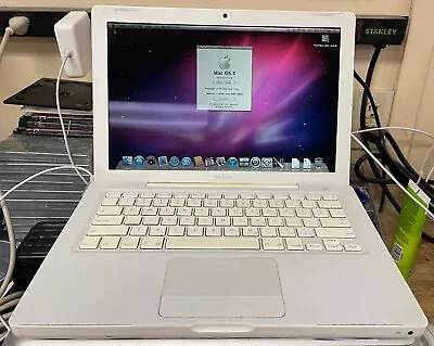 Apple MacBook 13-inch August 2007 2GHz Intel Core 2 Duo (MB061LL/A) W/Rosetta • $125