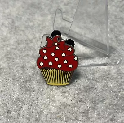 Minnie Mouse Character Cupcake Mini Booster Disney Pin • $8