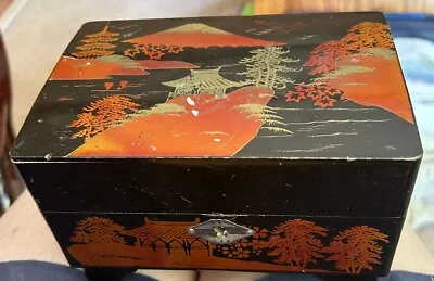 Vintage Japanese Wooden Lacquer Finish Musical Jewellery Box • $60