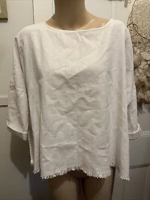 Zulu & Zephyr White Linen Blend Top Size 8 • $20