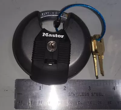 Used Master Lock Heavy Duty  Padlock With 2 Keys  BORON CARBIDE Design • $15