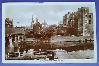 £2.99 • Buy Postcard 1933 RP. Castle & River Trent,Newark.Nottinghamshire.