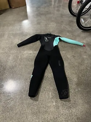 2021 Mystic Diva Fullsuit Double Fzip Women - Wetsuit Size L • $275