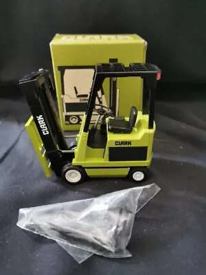 Gabelstapler Jack Lift Truck Forklift Clark Industrial Conrad 2971 In 1:24/25 • $37.29