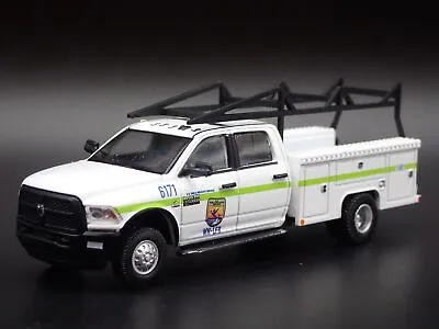 2018 18 Ram 3500 Dually Us Fish And Wildlife Fire 1/64 Scale Diecast Model Car • $9.99