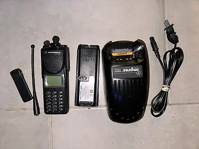 Motorola XTS3000 III 403-470 MHz Digital Police UHF 2 Way Radio H09RDH9PW7BN Ham • $99.99