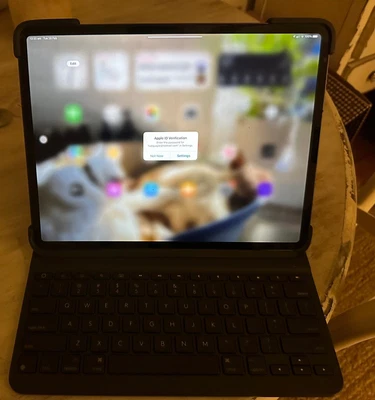 $800 • Buy Ipad Pro (12 Inch) (3rd Generation) Space Grey 256GB