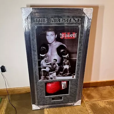 Muhammad Ali Signed Glove BIGGEST SIGNATURE With Holographic Picture • £4500