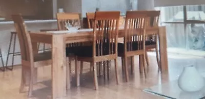 $600 • Buy Dining Table And Chairs 6 Used