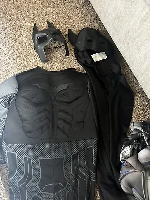 Boys DC Batman Costume  S 6 - 7 Cape Mask Jumpsuit Kids Small • $10