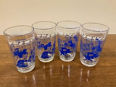 4 Vintage Swanky Swig Juice Glasses With Blue Bears & Pigs • $9.99