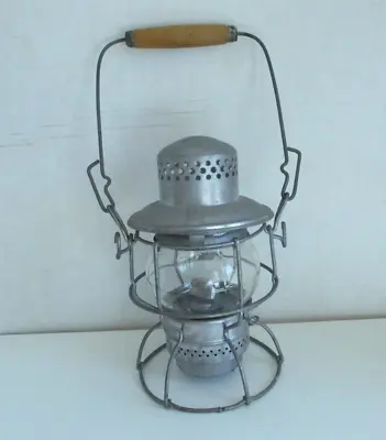 Vintage CPR Canadian Pacific Railroad Hiram Piper Co. Railroad Lamp Lantern • $85