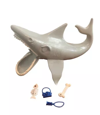 Vintage 1975 The Game Of Jaws Great White Shark With 4 Accessories READ • $44.99